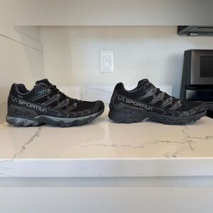 La Sportiva Ultra Raptor II GTX Men’s Hiking Shoe. Size 14 (US)/48 (EU)
